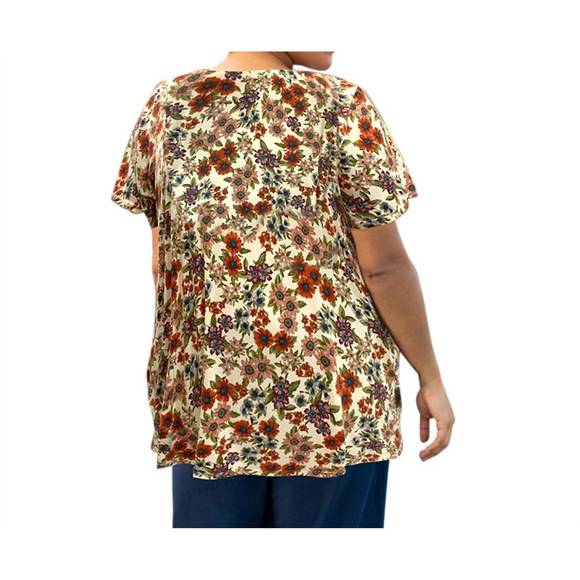 NEW ON THE PLUS SIDE printed scoop neck short sleeve taylor tunic - plus size in - Picture 2 of 3